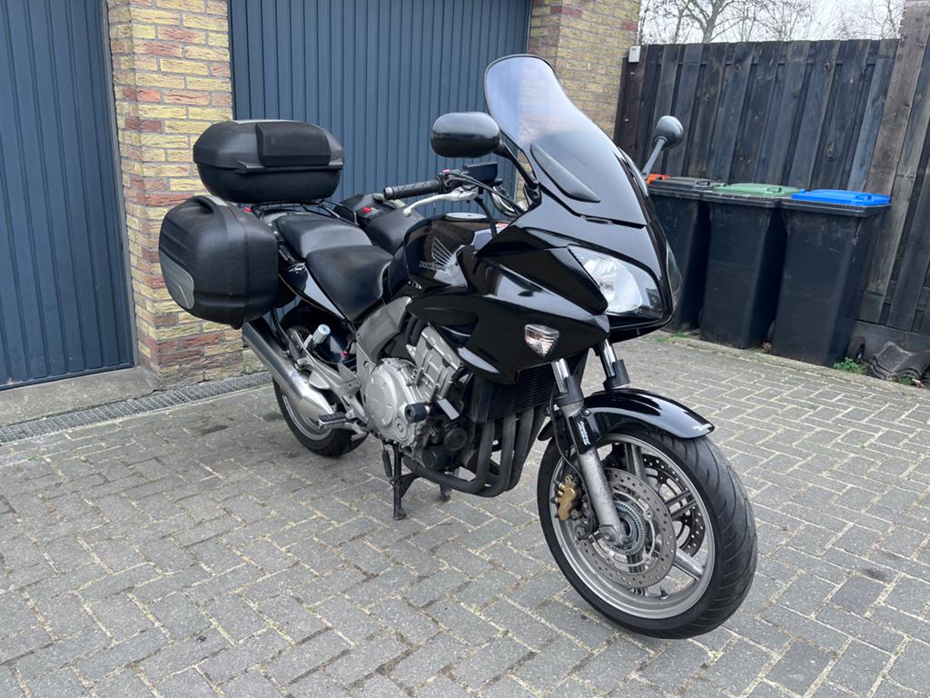 Honda CBF 1000 A met ABS / top en zijkoffers, Motoren, Motoren | Honda, 4 cilinders, Motorrijbewijs A, Gebruikt, Particulier