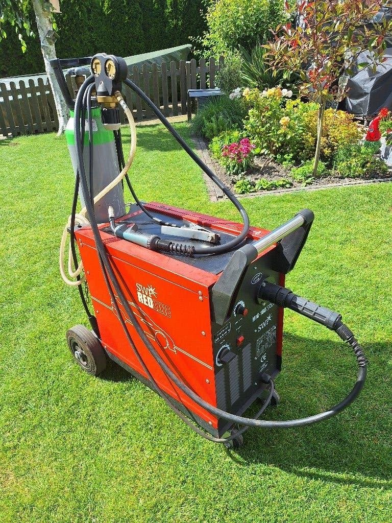 Te koop aangeboden; lass-apparaat MIG 180, Ophalen, Gebruikt, 150 tot 250 ampère, Overige typen