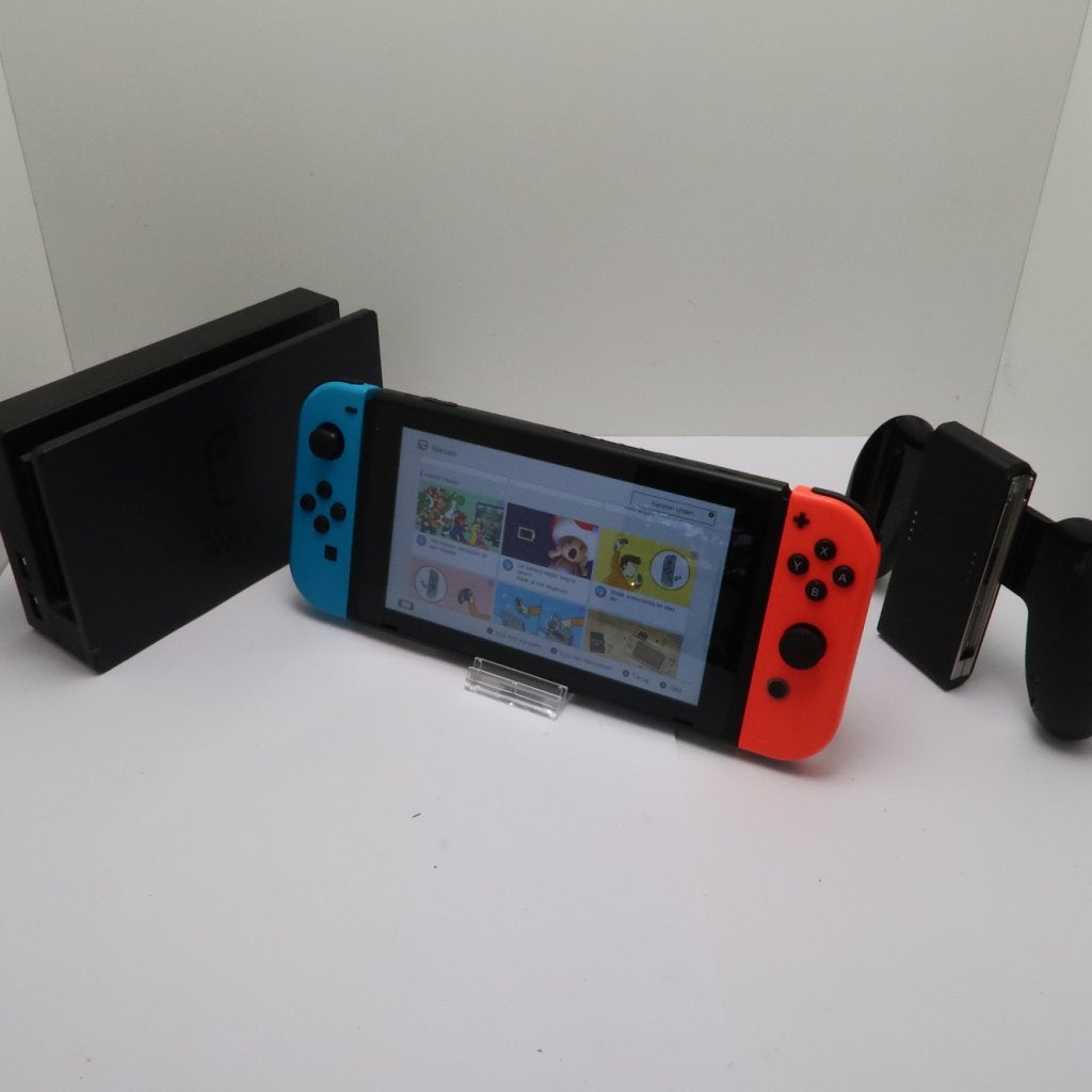 Nintendo Switch Red/Blue 32GB | in Redelijke Staat, Spelcomputers en Games, Spelcomputers | Nintendo Switch, Nintendo, Zo goed als nieuw