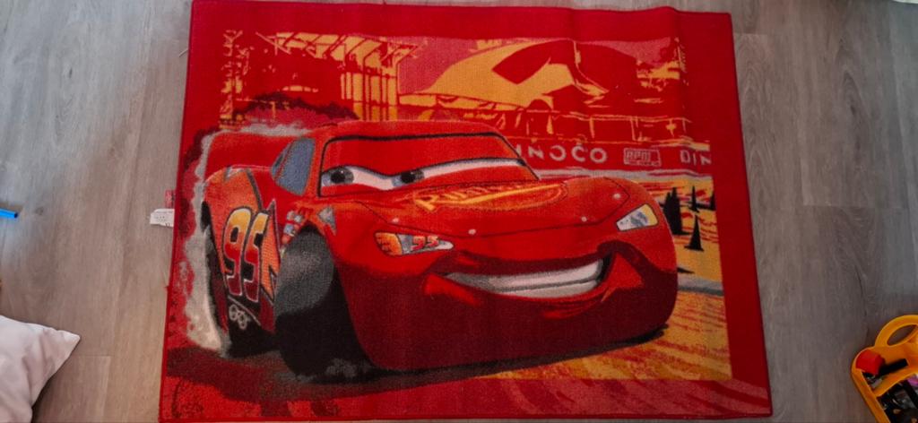 Disney Cars Kindertapijt 95x130cm, Ophalen, Gebruikt, Rood, 100 tot 150 cm