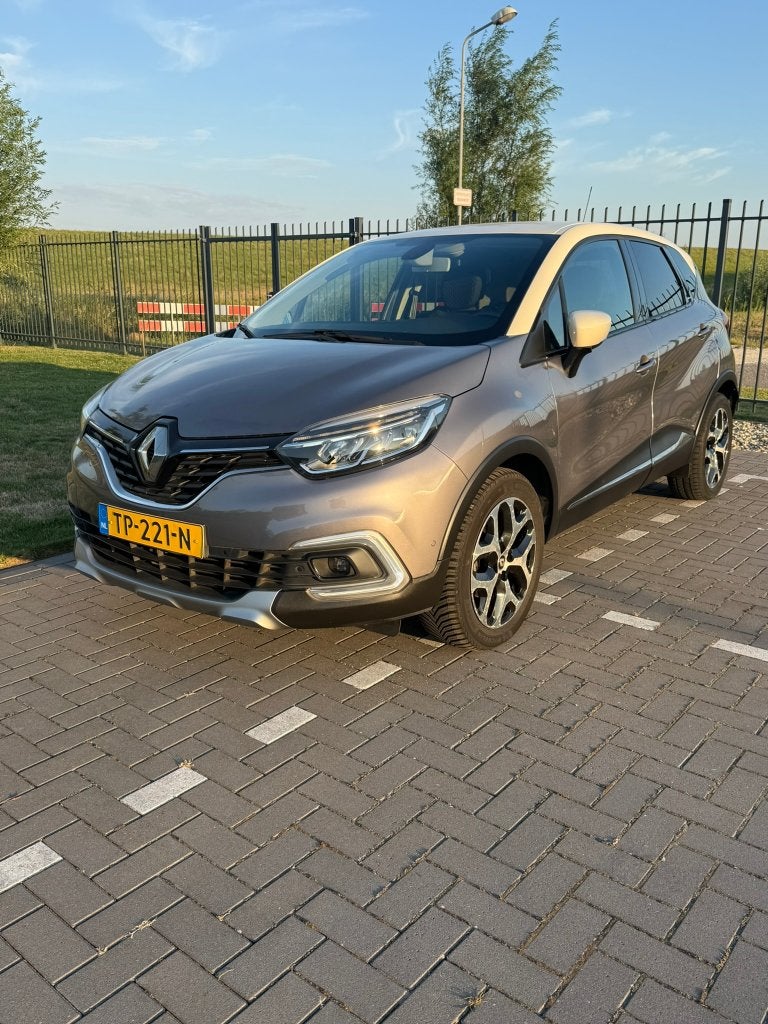 Renault Captur 1.2 TCE 120 EDC 2018 - navi-camera-lage km!!, Auto's, Dealer onderhouden, Stof, 4 cilinders, 635 kg