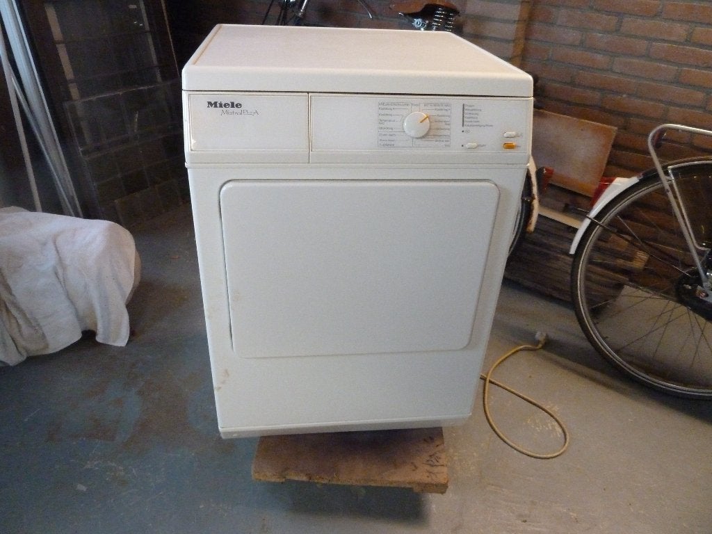 Miele wasdroger, Witgoed en Apparatuur, Ophalen, Gebruikt, Overige typen, Minder dan 85 cm