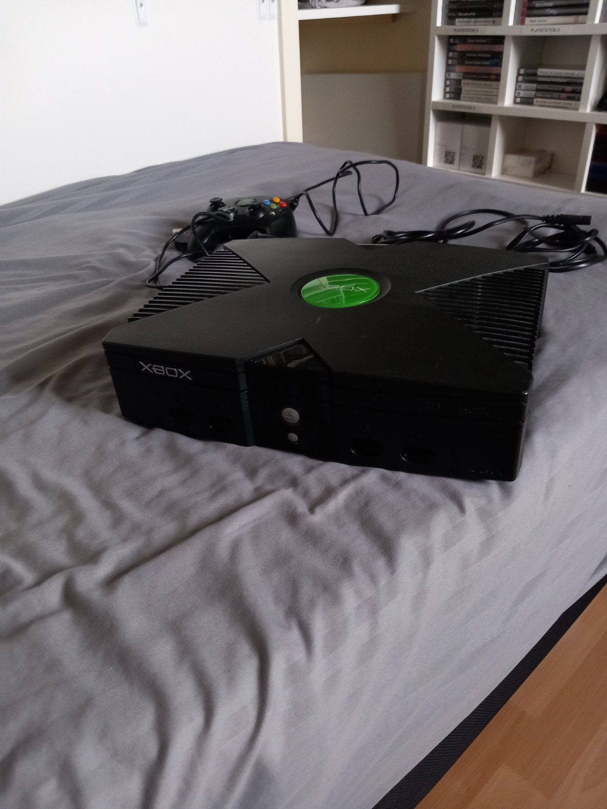 Defecte Xbox., Spelcomputers en Games, Spelcomputers | Xbox Original, Gebruikt, Met 2 controllers, Verzenden