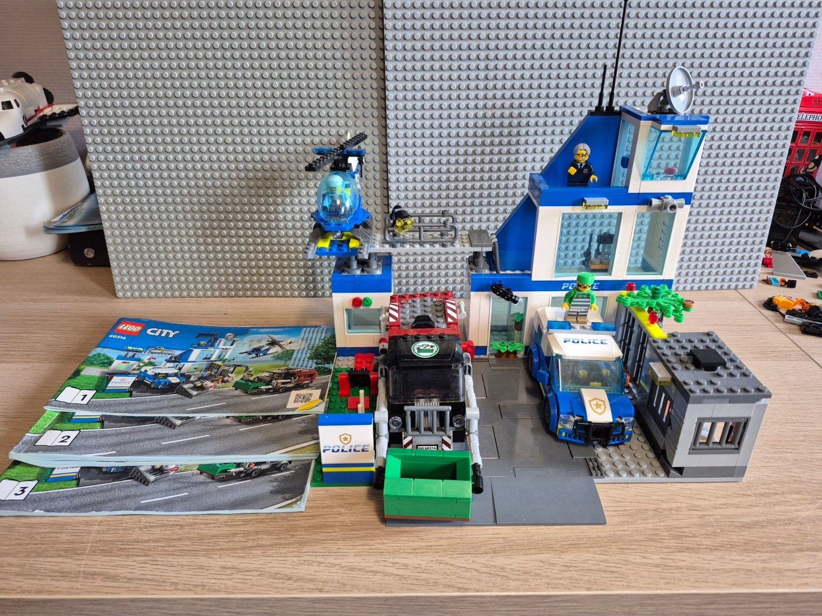 LEGO City 60316 Politiebureau met voertuigen en boekjes, Ophalen of Verzenden