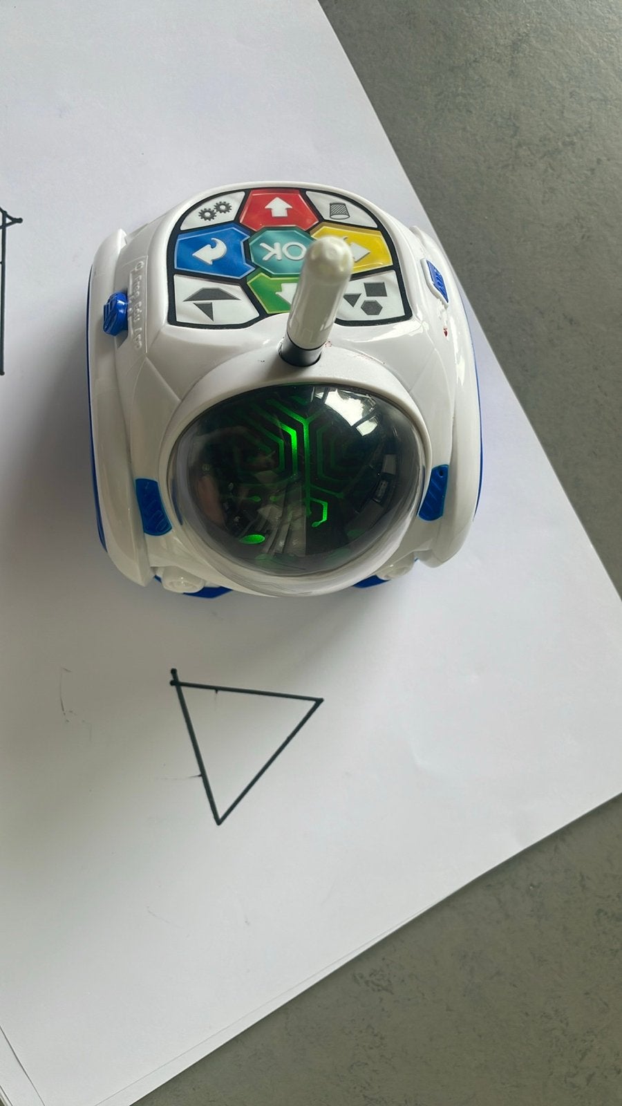 Clementoni Mind Designer Robot - Leer programmeren, Ophalen of Verzenden, Gebruikt, Overige typen, Met licht