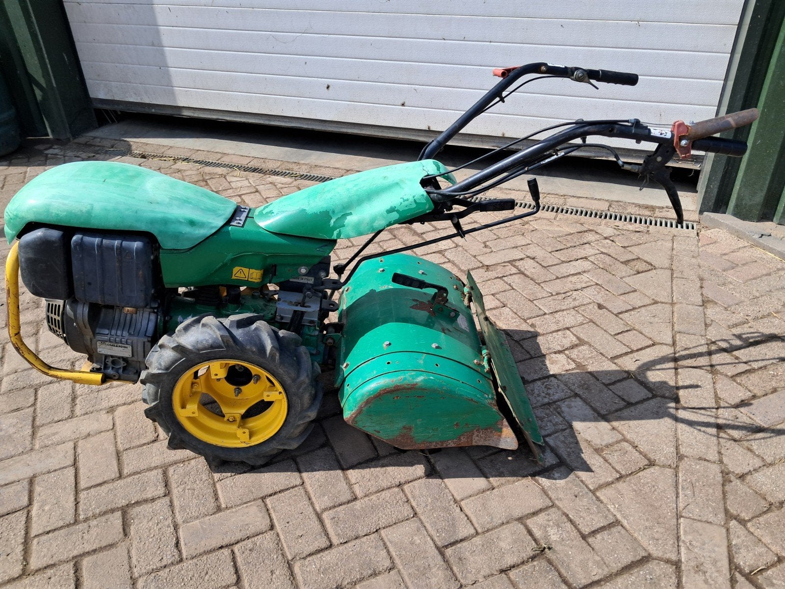 Ferrari grondfrees  tuin frees, Ophalen