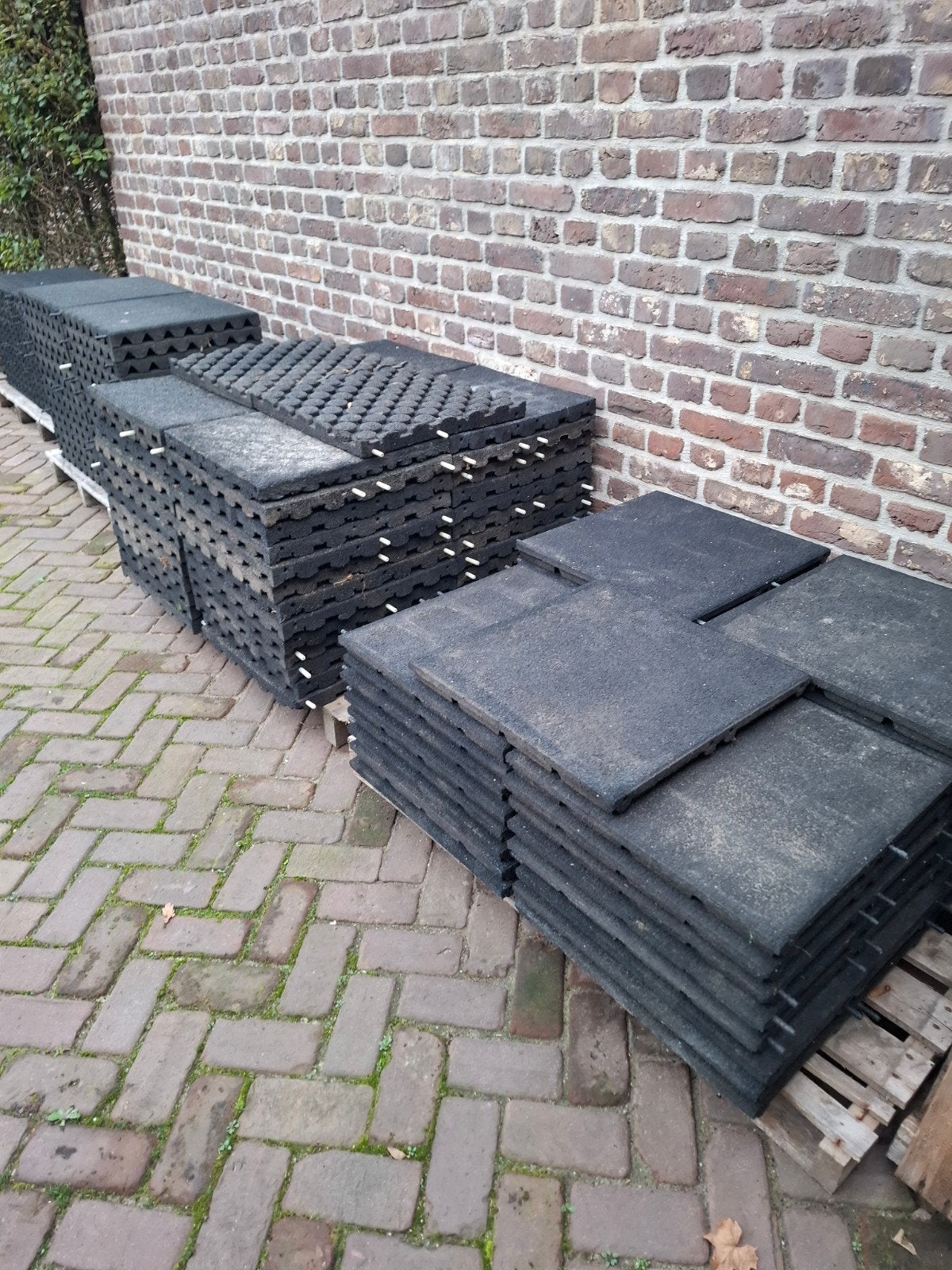 ️ ✅️ Rubberen tegels 50x50x4,5 cm Speeltoestel Paardenstalle, Tuin en Terras, Ophalen, Rubber, 10 m² of meer, Overige typen
