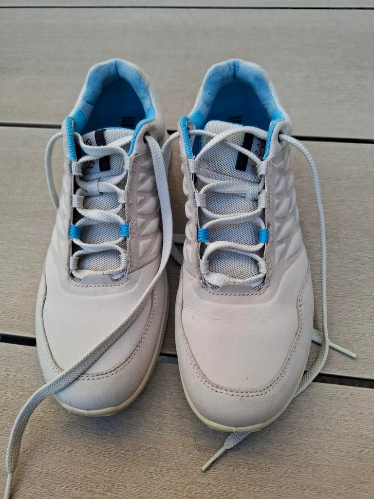 Ecco sneakers maat 39, Kleding | Dames, Schoenen, Zo goed als nieuw, Verzenden