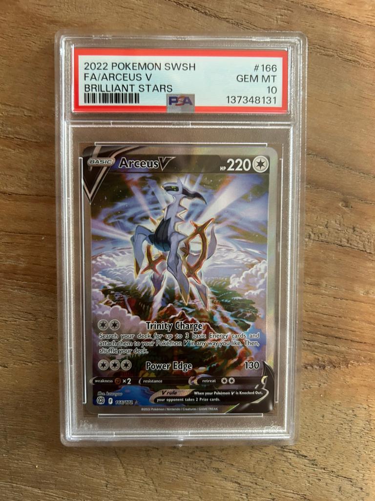 Arceus v psa 10 #166, Ophalen of Verzenden, Zo goed als nieuw