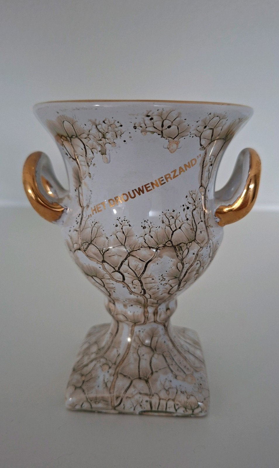 Uniek souvenir vaasje 'Het Drouwenerzand' met gouden details, Ophalen of Verzenden