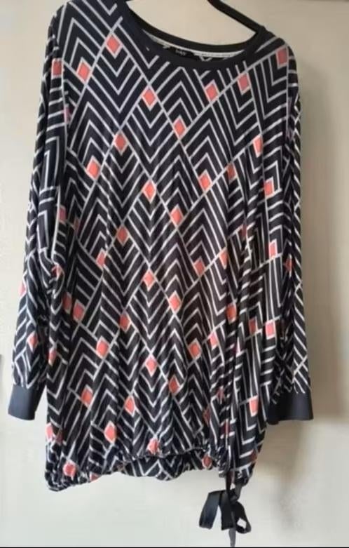 Mooie grijs/fyschia tuniek merk Frapp maat 54, Kleding | Dames, Grote Maten, Frapp, Verzenden, Blouse of Tuniek, Nieuw