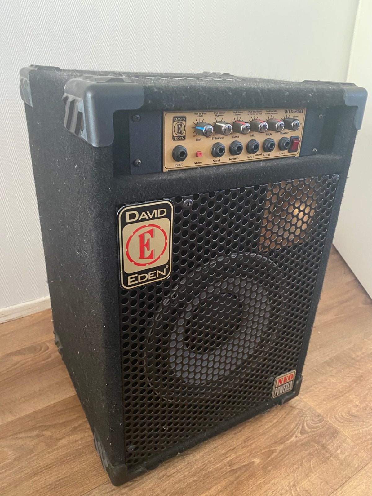 Eden basgitaarversterker ENC-110, Ophalen, Zo goed als nieuw, Minder dan 50 watt