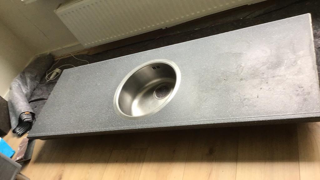 Aanrechtblad met spoelbak - 170x60x3 cm, Gebruikt, Minder dan 100 cm, Grijs, 50 tot 75 cm