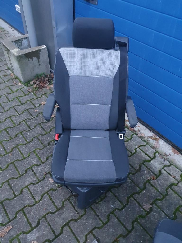 VW TRANSPORTER T5 T6 MULTIVAN - CALIFORNIA DRAAISTOEL- STOEL, Ophalen of Verzenden