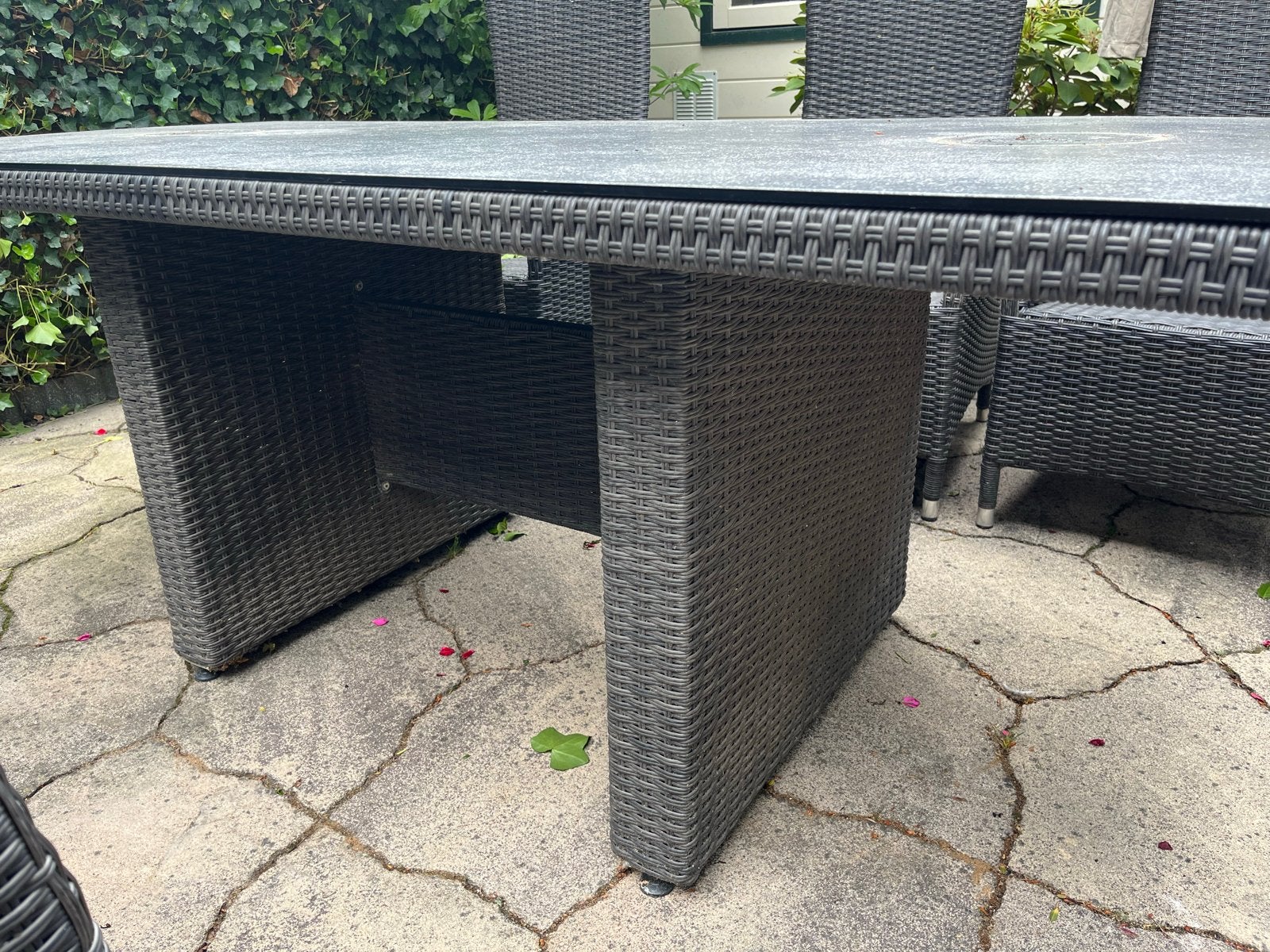 Wicker tuintafel met stenen graniet blad, Tuin en Terras, Tuintafels, Ophalen, Gebruikt, Rechthoekig, Wicker