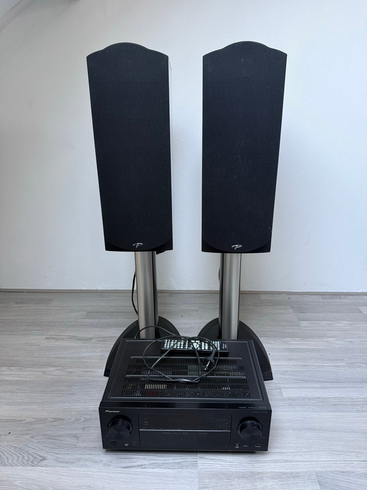Paradigm Studio 40 v.3 speakerset met Pioneer VSX-528 receiv, Ophalen, Gebruikt, Speakerset, Afstandsbediening