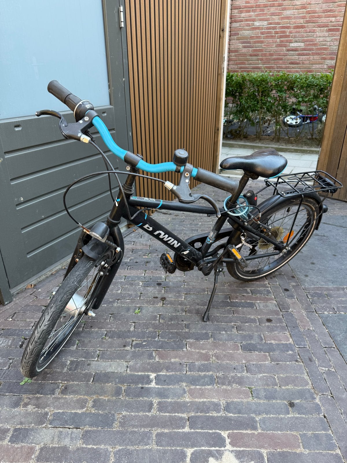 B’Twin Racing Boy 540 kinderfiets – 20 inch – zwart/blauw, Ophalen, Gebruikt, Velgrem, 20 inch of meer