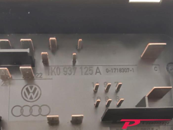 Zekeringkast van een Volkswagen Golf Plus, Gebruikt, -, Volkswagen, -