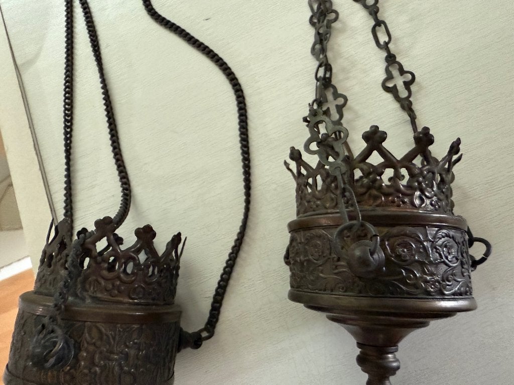 Twee Godslampjes, Antiek en Kunst, Ophalen of Verzenden