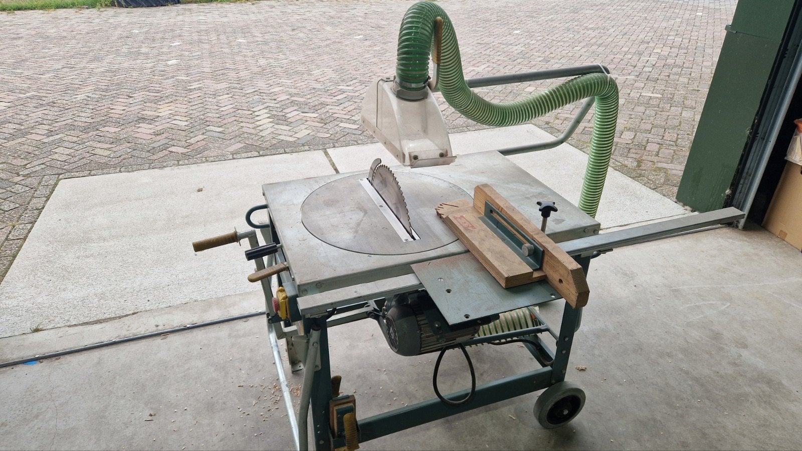 Gjerde 1603 Bouwzaag - Gebruikt, Zeer Goede Staat, Ophalen, 1200 watt of meer, 70 mm of meer