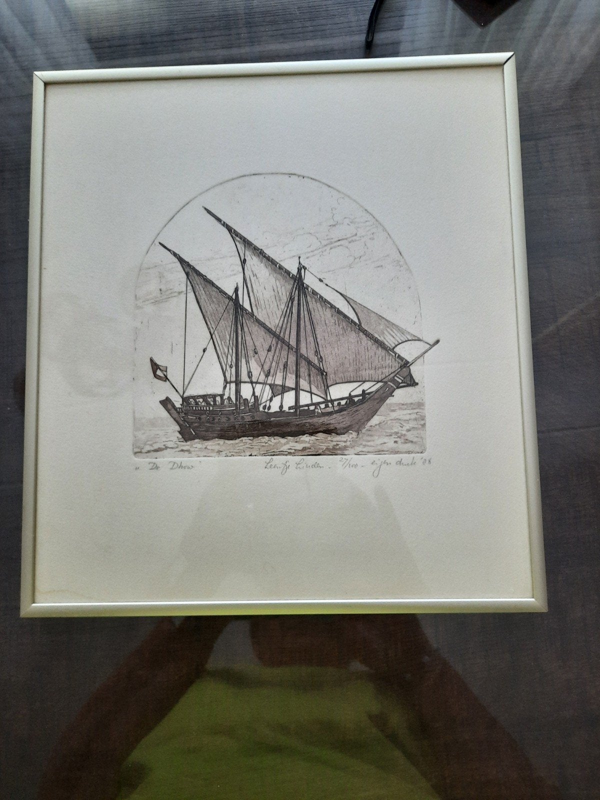 Zeilschip ets: De Dhow van Leentje Linders., 2000 tot heden, Ets, Ophalen of Verzenden, Gesigneerd