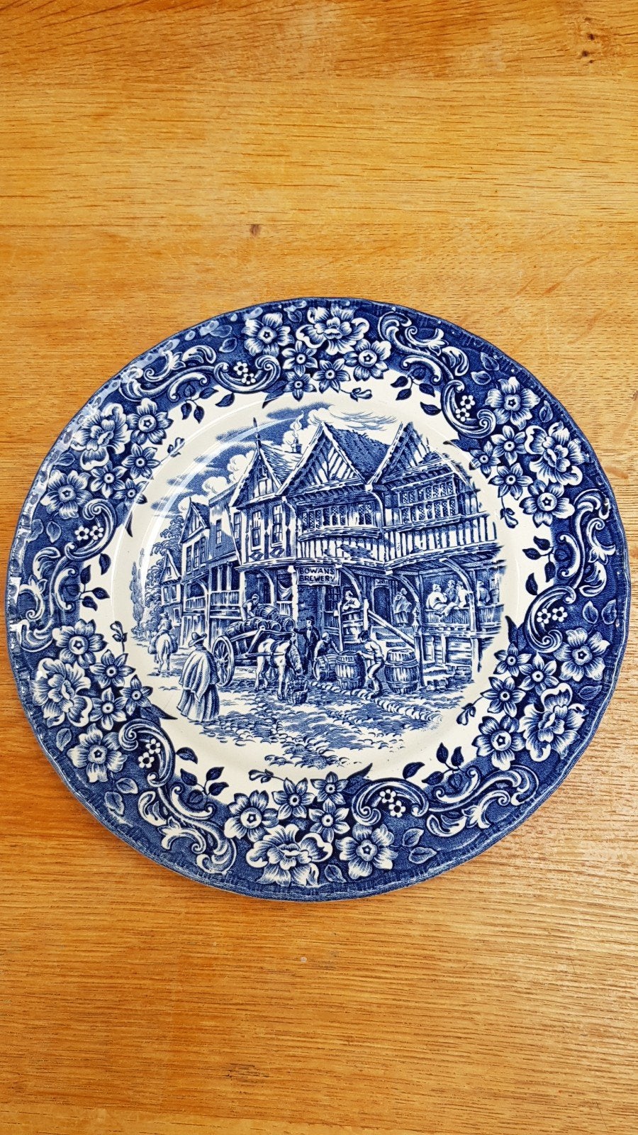 Royal Tudor Ware 17th Century England decoratief bord, Ophalen