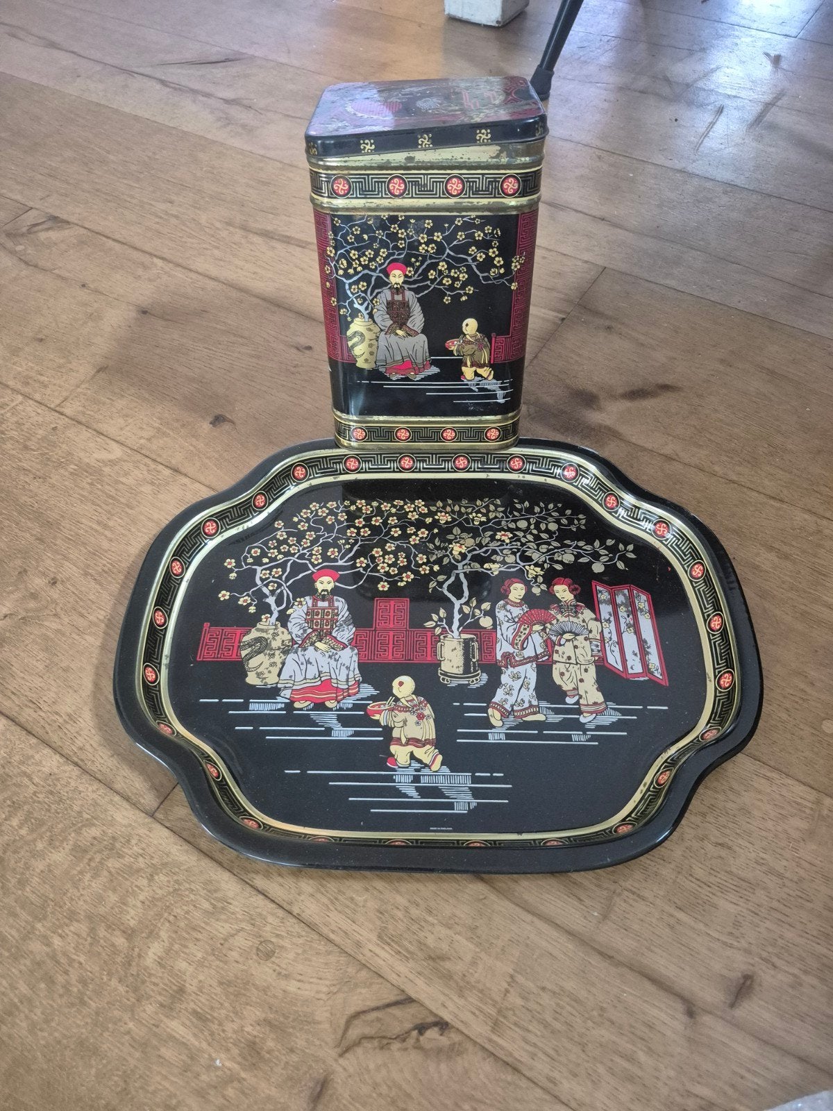Vintage Chinees dienblad en blik - Zwart met goud, Ophalen of Verzenden
