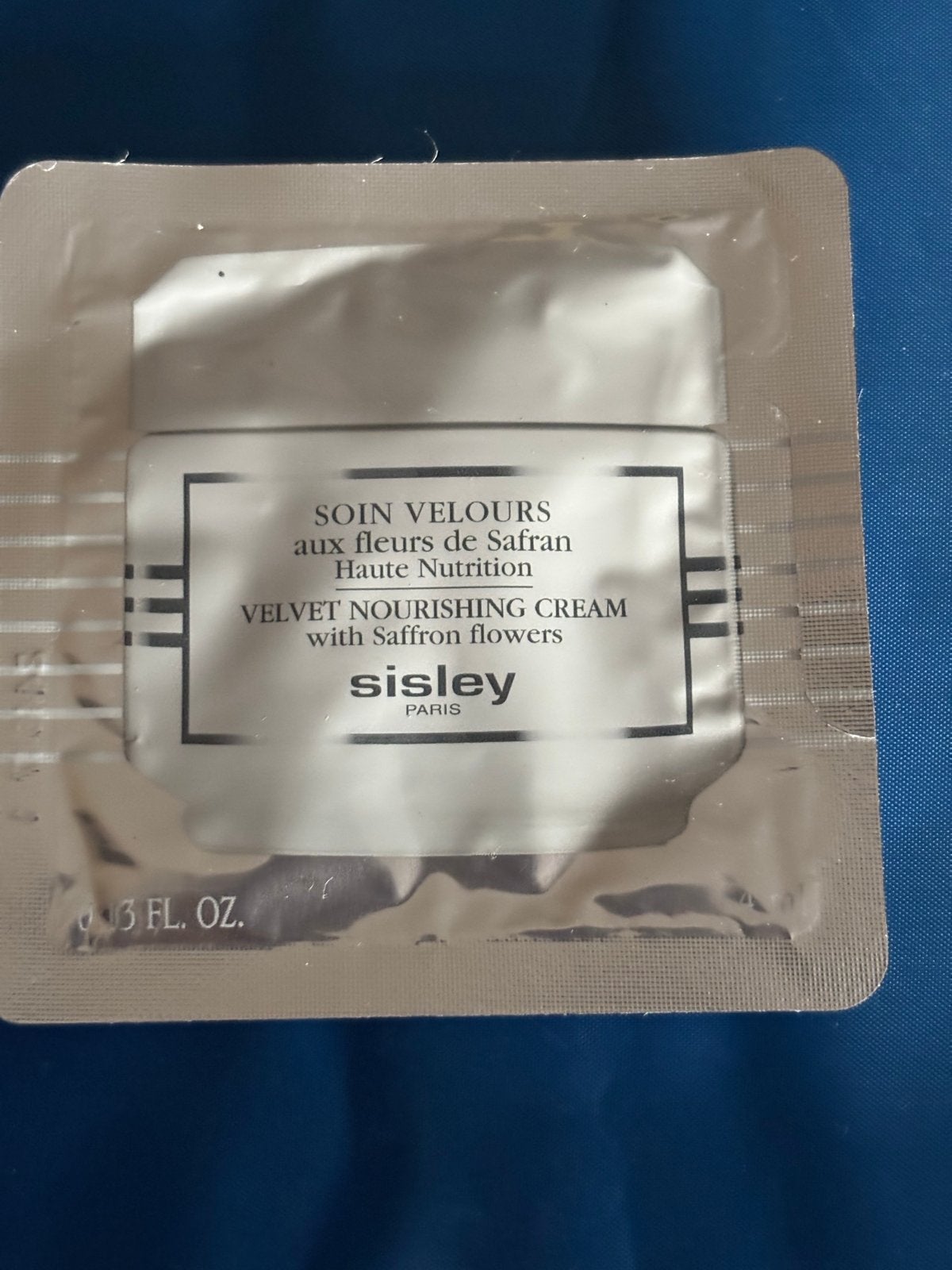 Nieuw Sisley Velvet Nourishing Cream sachet 4 ml, Ophalen of Verzenden, Nieuw, Gehele gezicht, Verzorging