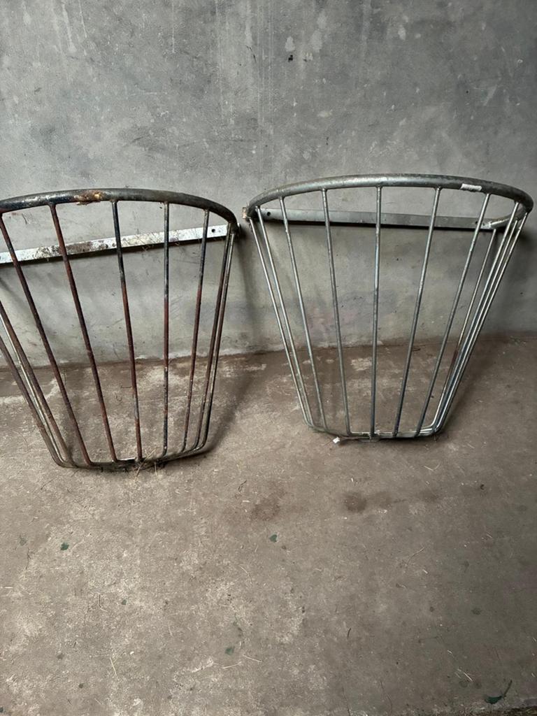 4 hooiruiven te koop