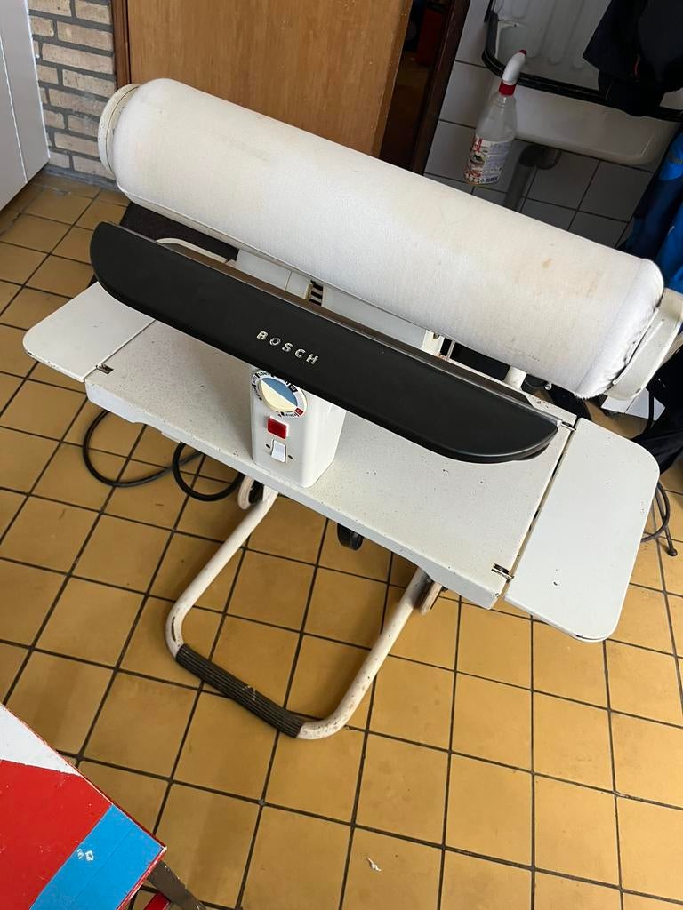 Bosch strijkmachine, Ophalen, Gebruikt