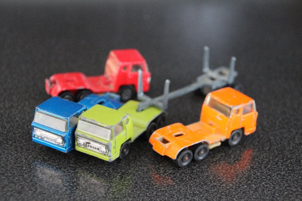 Set van 4 stuks Bernard vrachtwagen Majorette 1/100, Hobby en Vrije tijd, Modelauto's | Overige schalen, Ophalen of Verzenden