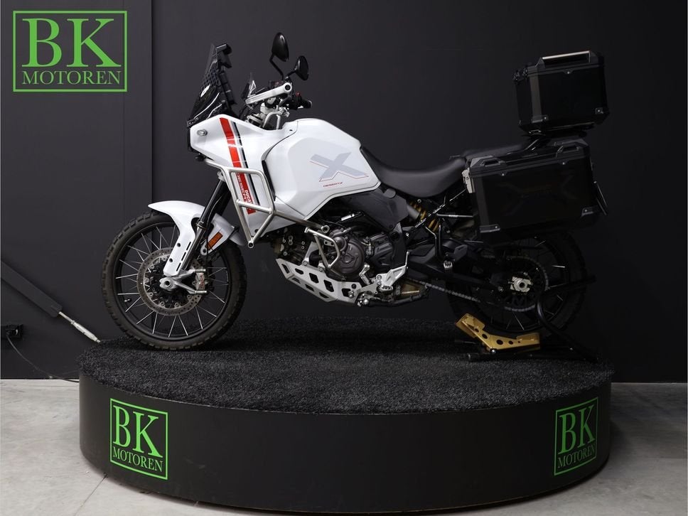 DUCATI DESERTX | BTW Motor, DUCATI, 2 cilinders, Motorrijbewijs A, Bedrijf