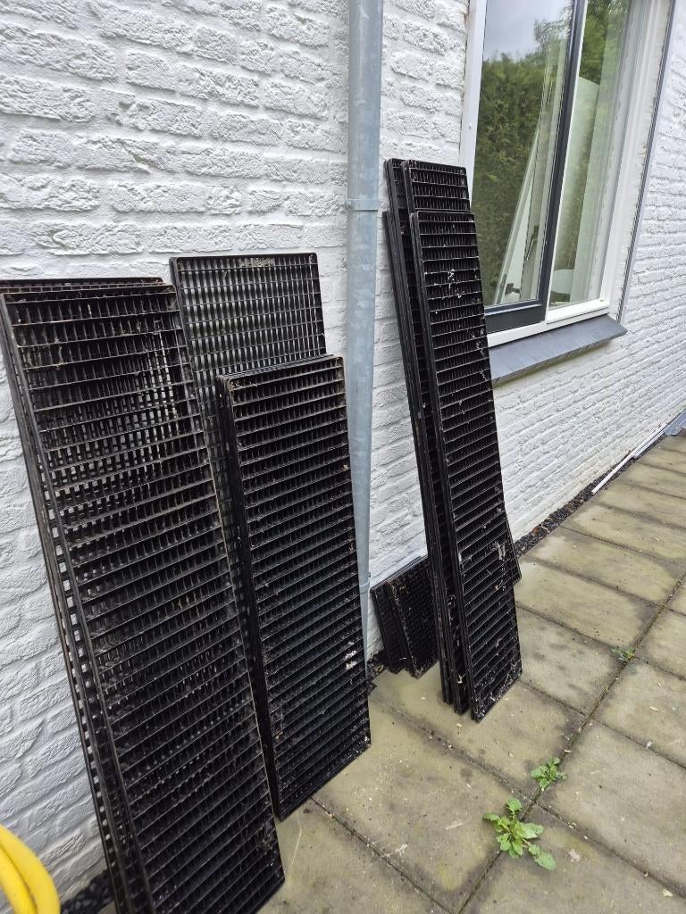 stalen roosters, Doe-het-zelf en Verbouw, Metalen, Ophalen, Zo goed als nieuw, IJzer