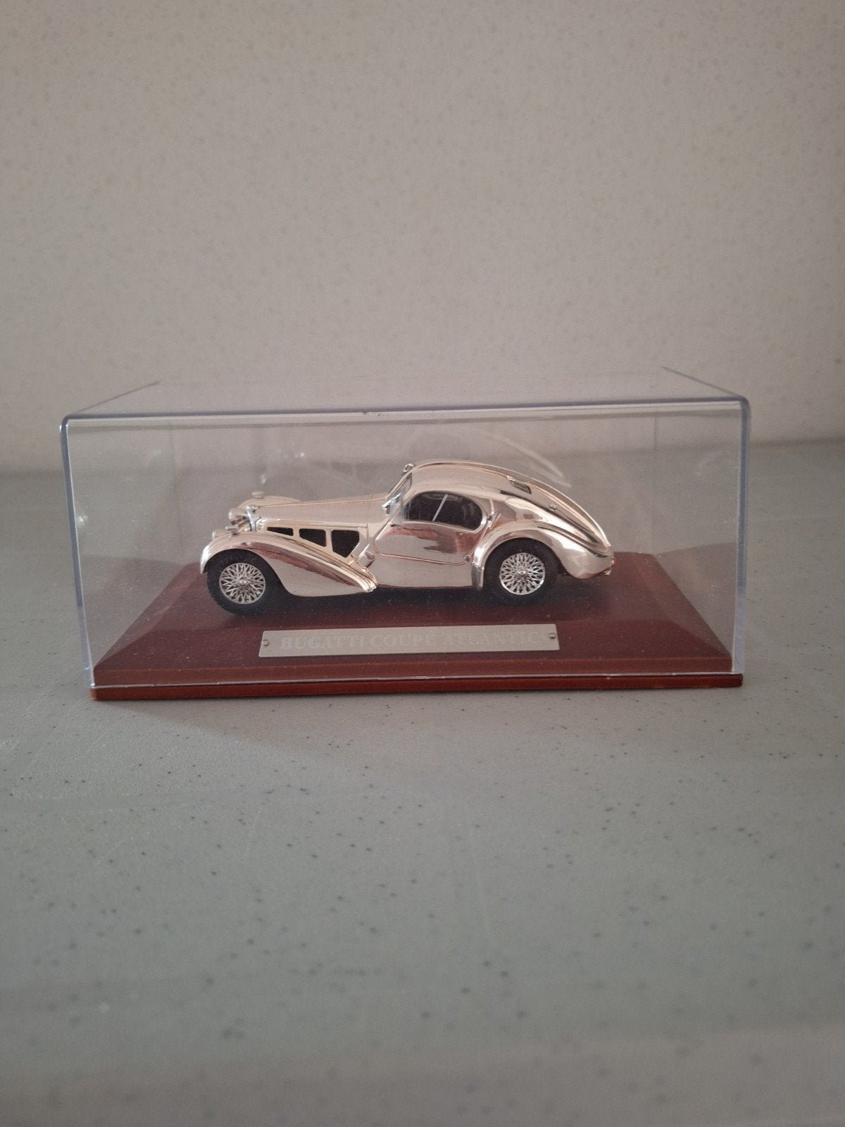 modelauto Bugatti coupe Atlantic, Ophalen of Verzenden, Zo goed als nieuw, Auto, Overige merken