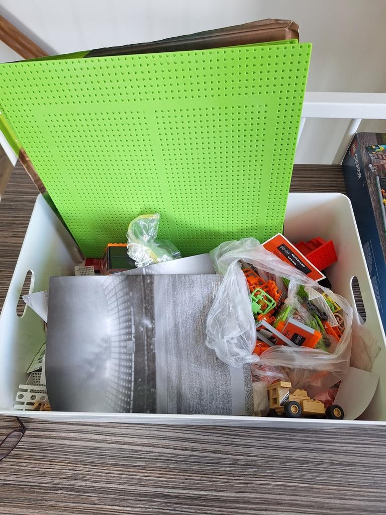 Grote doos Plus voetbal lego, Ophalen