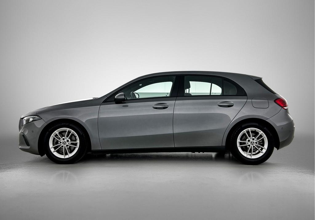 Mercedes-Benz A-Klasse 160 Business Solution | Parkeerpakket, Auto's, Mercedes-Benz, Voorwielaandrijving, 12 maanden, Stof, Gebruikt