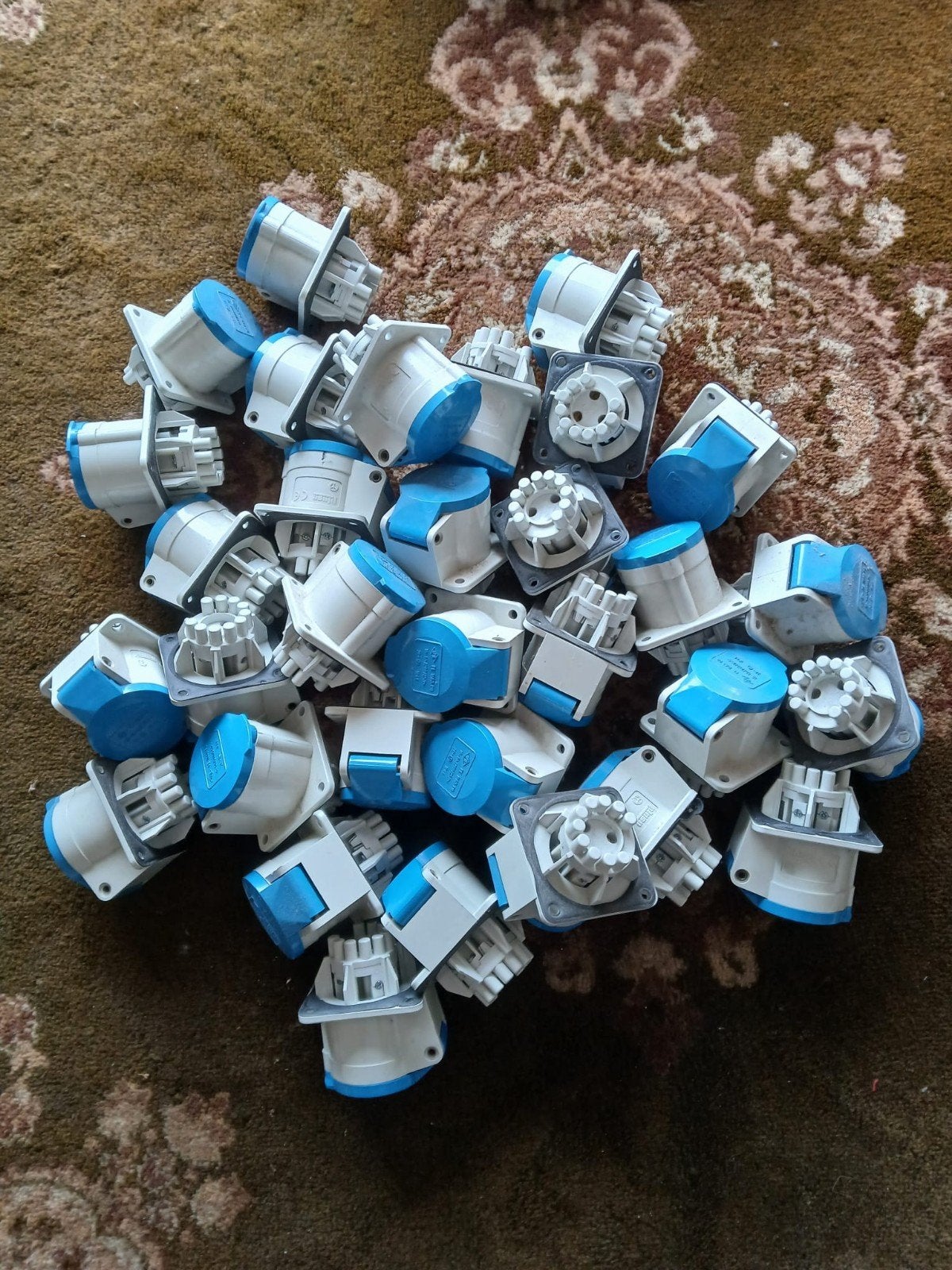 Ceeform 16A 230V 2P+A Inbouw Stopcontacten 32 stuks, Ophalen, Gebruikt, Overige merken, Stopcontact