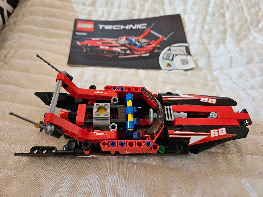 Lego Technic 42089, Ophalen of Verzenden, Zo goed als nieuw
