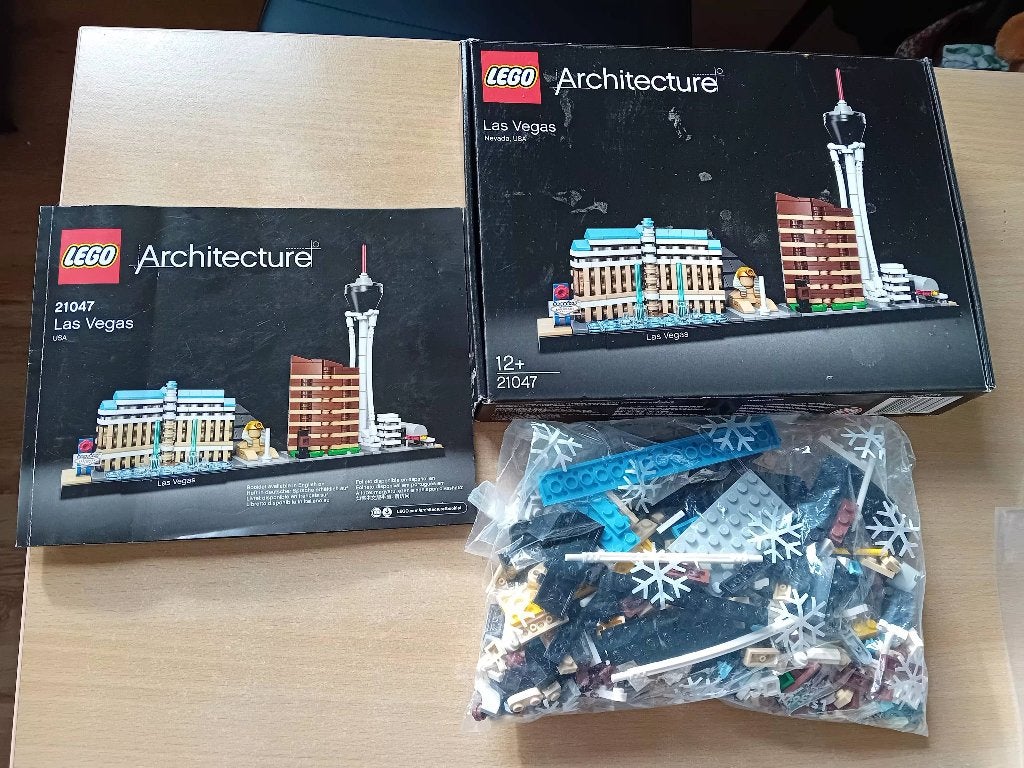 Lego Architecture 21047 skyline Las Vegas, Ophalen of Verzenden, Gebruikt