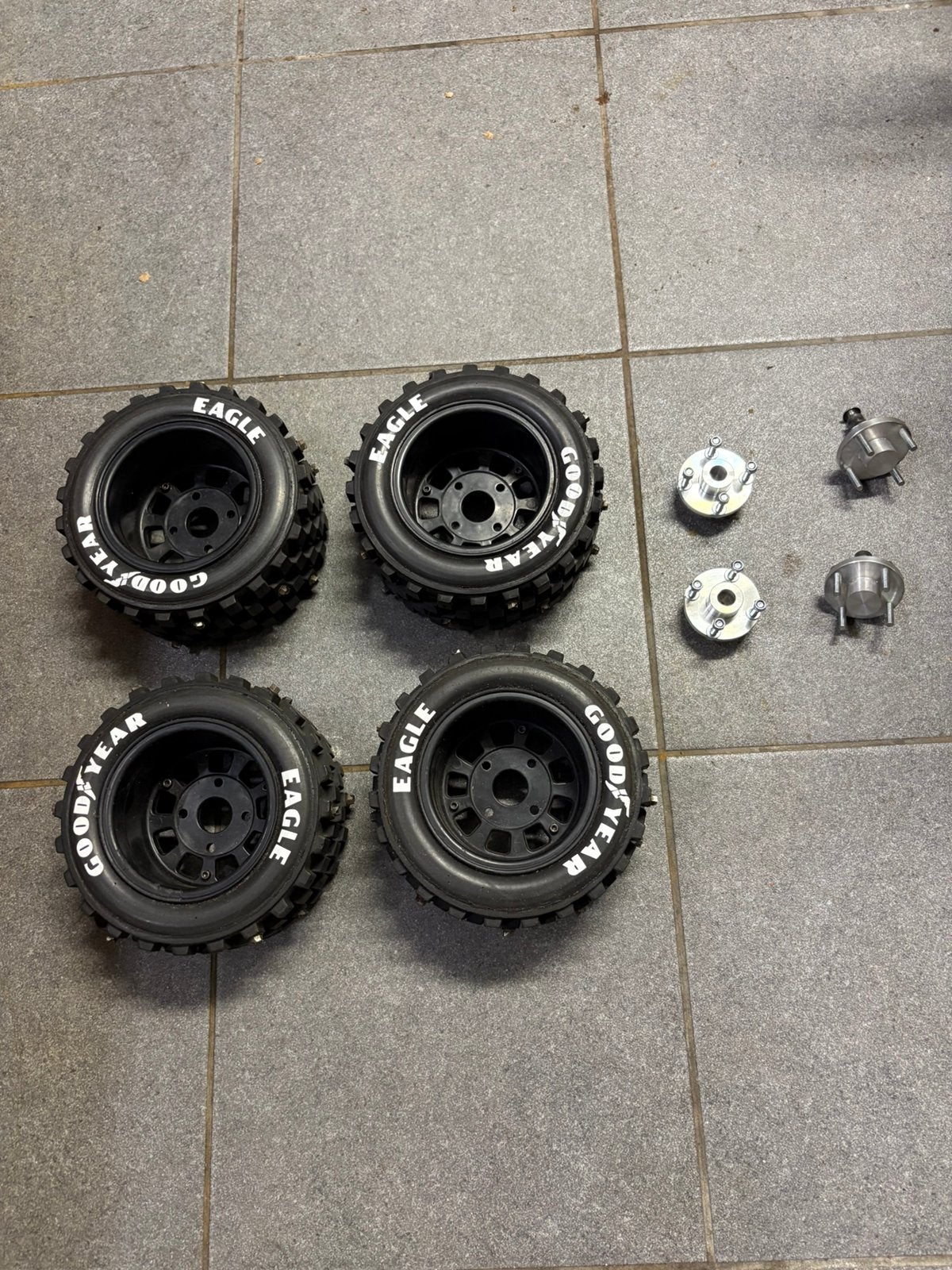 BRP knobby wielen voor Hpi Baja, Losi 5ive, MCD, Kraken, Ophalen of Verzenden, Zo goed als nieuw, Auto