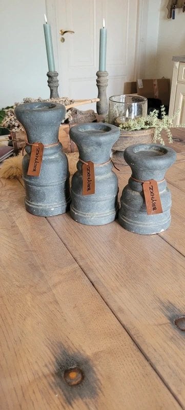 Prachtige set van 3 Brynxz kandelaars – Stoer & Sober, Gebruikt, Brynxz, Ophalen of Verzenden, Grijs