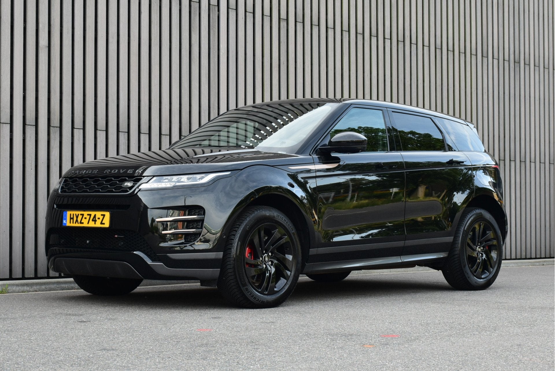 Land Rover Range Rover Evoque 1.5 P300e AWD R-Dynamic S Navi, 309 pk, Euro 6, Parkeersensor, Zwart