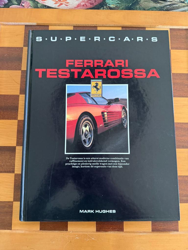 Supercars: Ferrari Testarossa Boek - Mark Hughes, Ophalen of Verzenden, Zo goed als nieuw, Ferrari