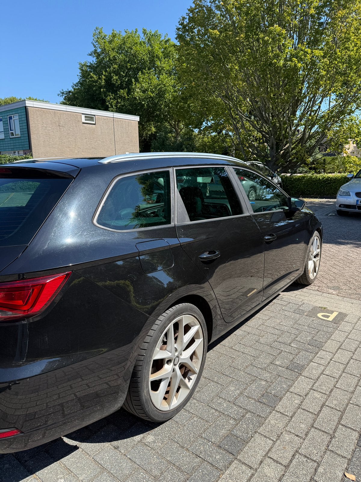 Seat Leon 1.4 TSI 150 PK, Auto's, Dealer onderhouden, 4 cilinders, Leon, Zwart