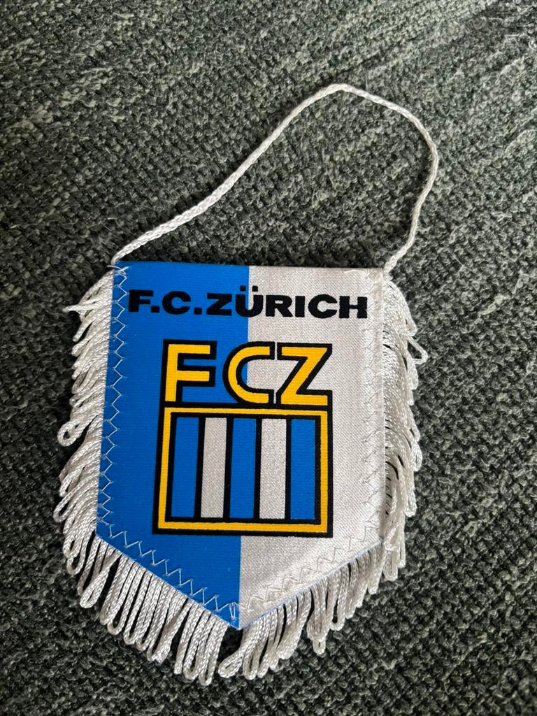 FC Zurich vaantje, Ophalen of Verzenden, Zo goed als nieuw, Buitenlandse clubs, Vaantje of Sjaal