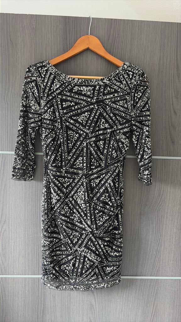 Bewerkt coctailurkje van mango met pailletten zwart zilver, Zwart, Ophalen of Verzenden, Zo goed als nieuw, Maat 34 (XS) of kleiner