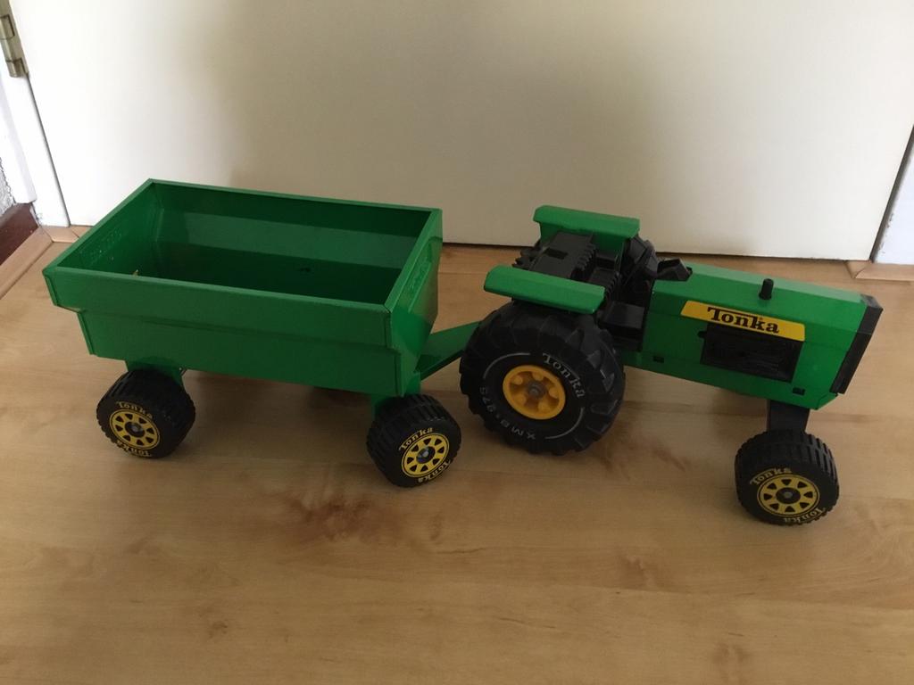 Tonka grote groene tractor met aanhanger, Kinderen en Baby's, Speelgoed | Speelgoedvoertuigen, Ophalen of Verzenden, Zo goed als nieuw