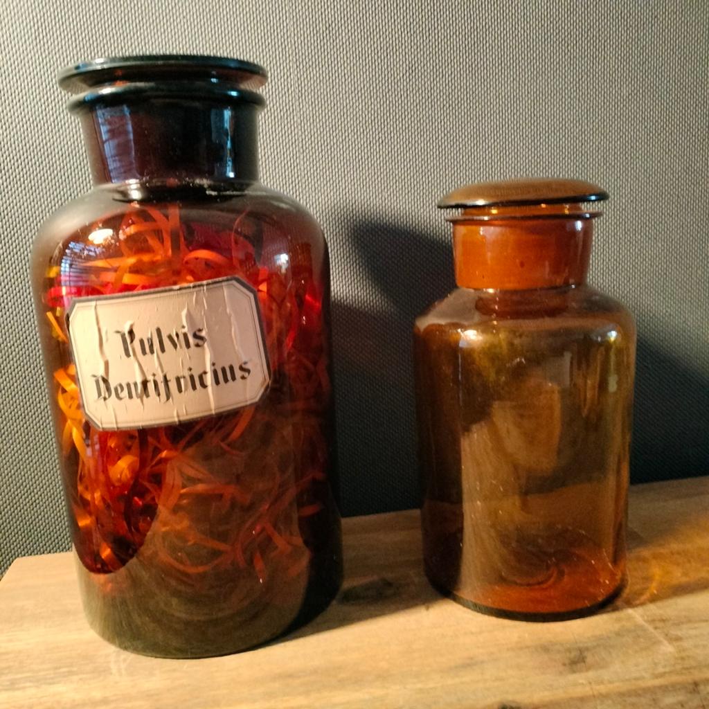 Set van 2 vintage apothekerspotten - 32 en 25 cm hoog, Antiek en Kunst, Antiek | Glas en Kristal, Ophalen