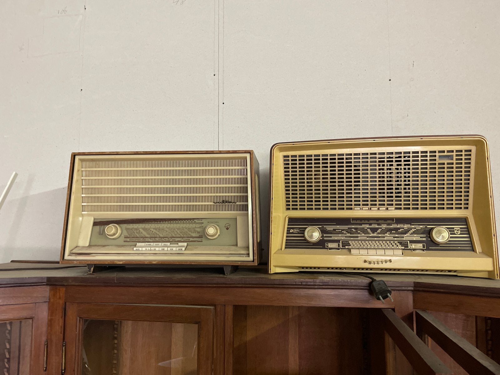 Vintage buizenradio's - Philips en onbekend merk, Ophalen, Gebruikt, Radio