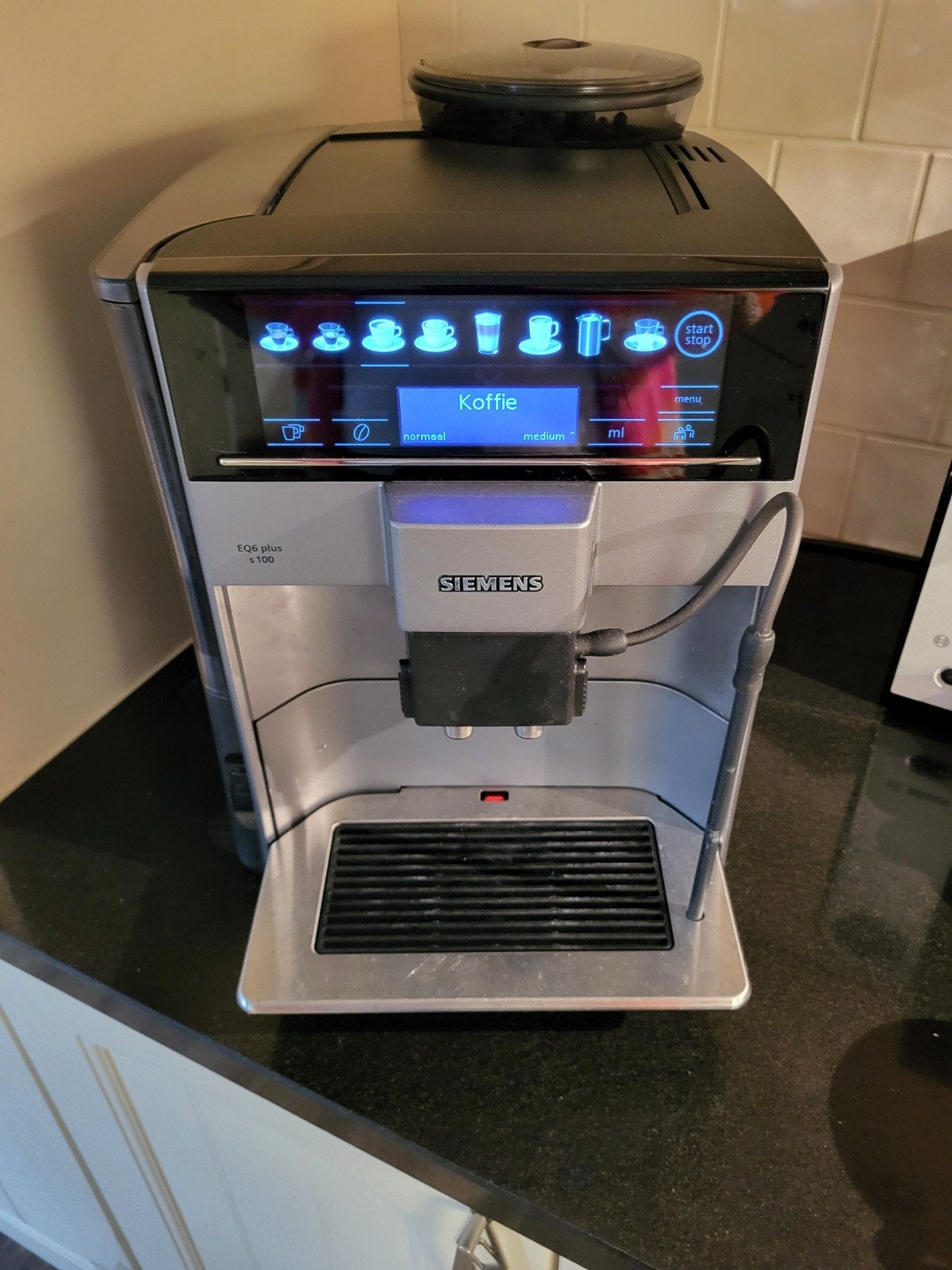 Siemens EQ.6 plus s100 volautomatische koffiemachine, Ophalen, Gebruikt, Espresso apparaat, Koffiebonen